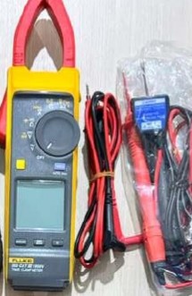 Clamp Meter (Fluke)